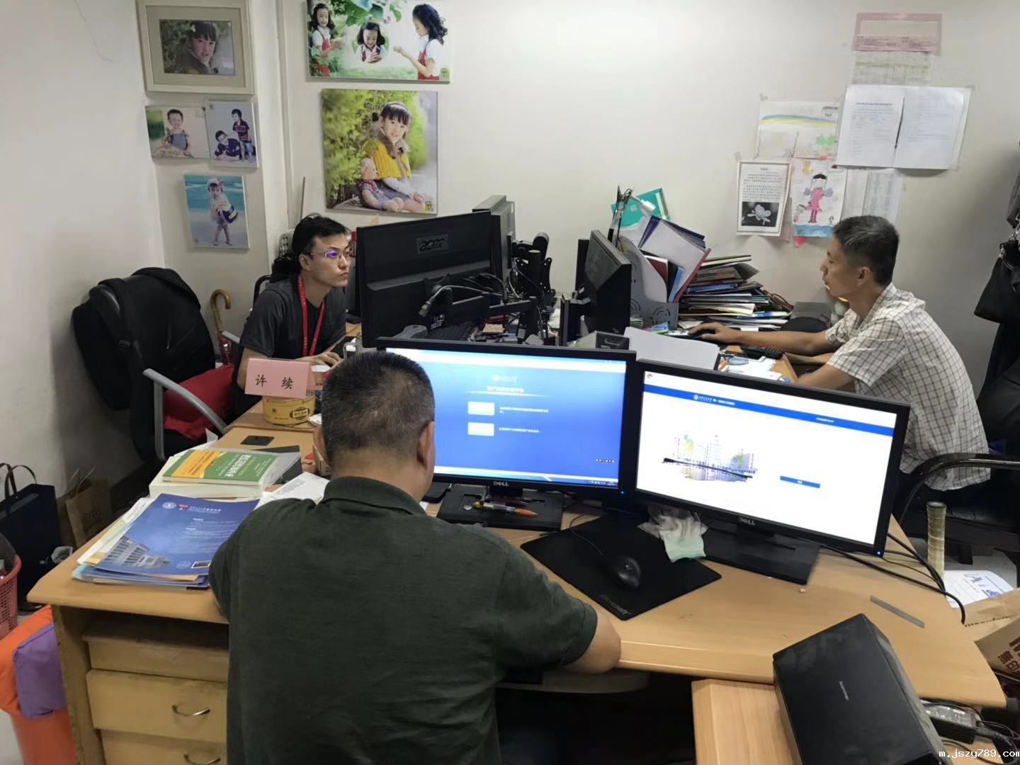 1563961411.jpg 1563961411.jpg